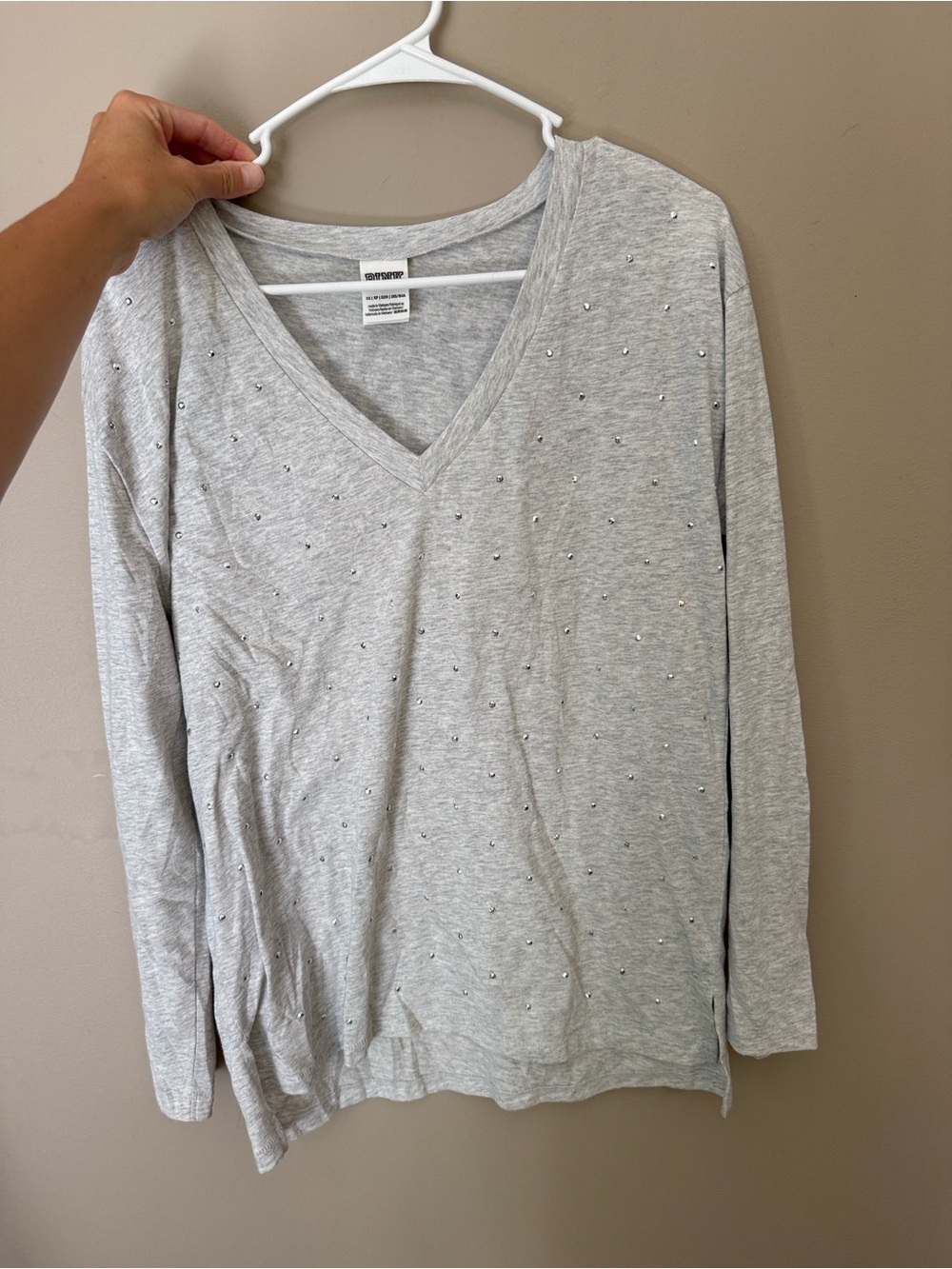 PINK Victoria's Secret Light Gray V-Neck Long Sleeve Top with Studs and Glitter